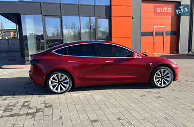 Седан Tesla Model 3 2018 в 