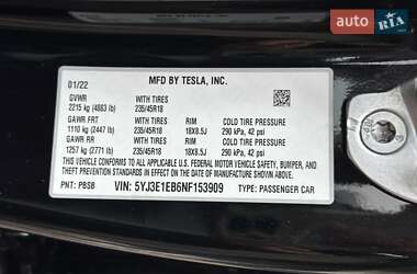 Седан Tesla Model 3 2022 в Киеве