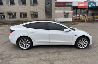 Седан Tesla Model 3 2019 в Дніпрі