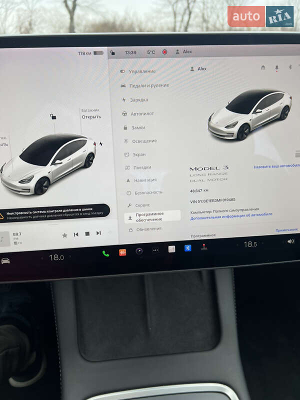 Седан Tesla Model 3 2021 в Каменском