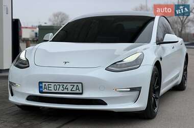 Седан Tesla Model 3 2020 в Дніпрі