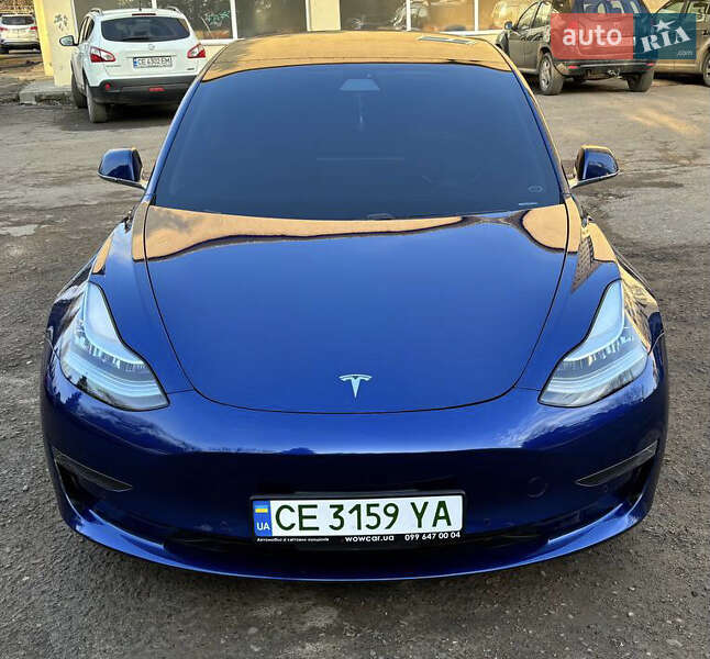 Седан Tesla Model 3 2020 в 