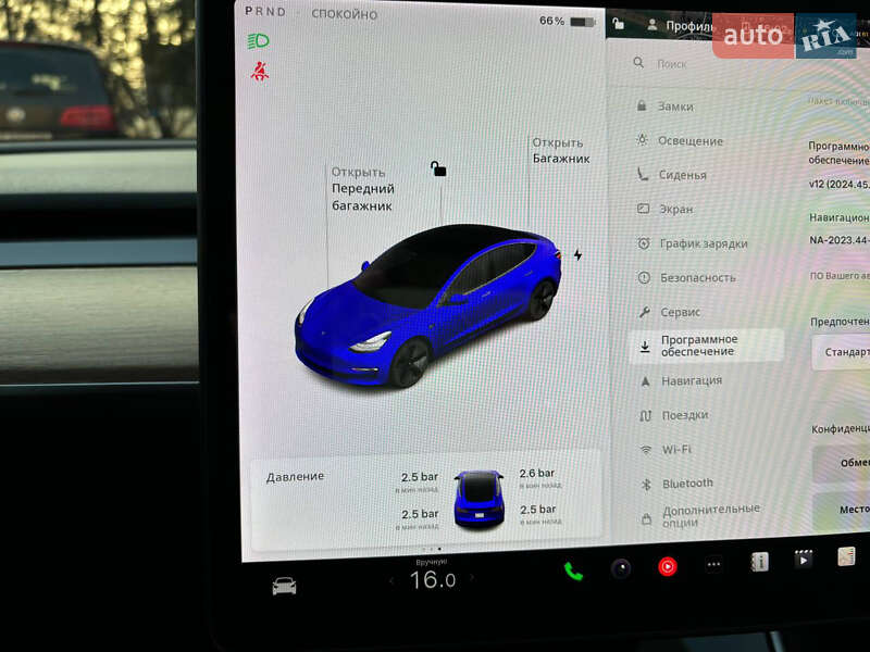 Седан Tesla Model 3 2020 в Чернівцях