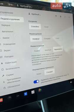 Седан Tesla Model 3 2019 в 