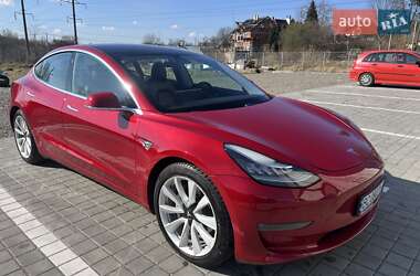 Седан Tesla Model 3 2018 в Львове