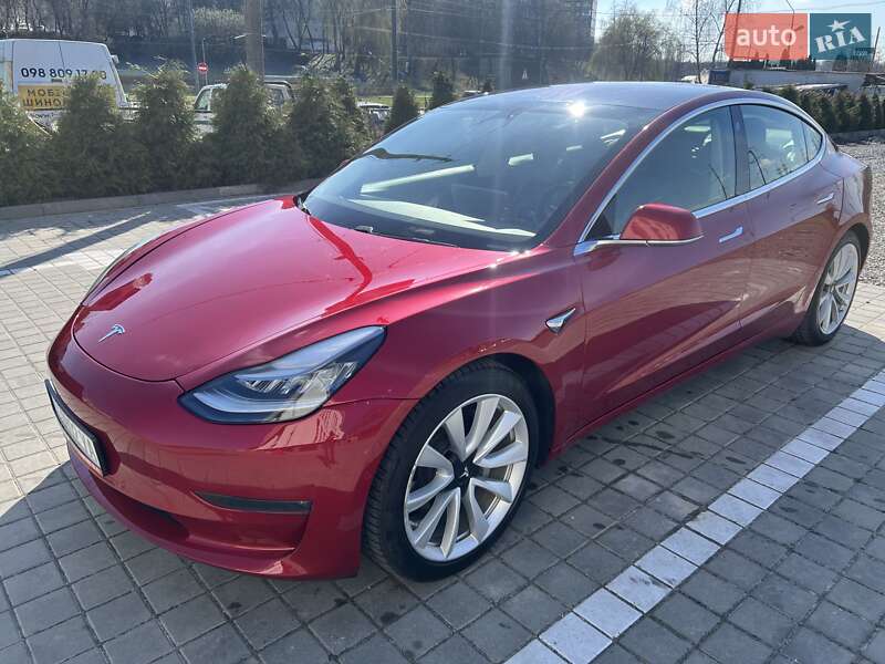 Седан Tesla Model 3 2018 в Львові фото 3 Седан Tesla Model 3 2018 в Львові