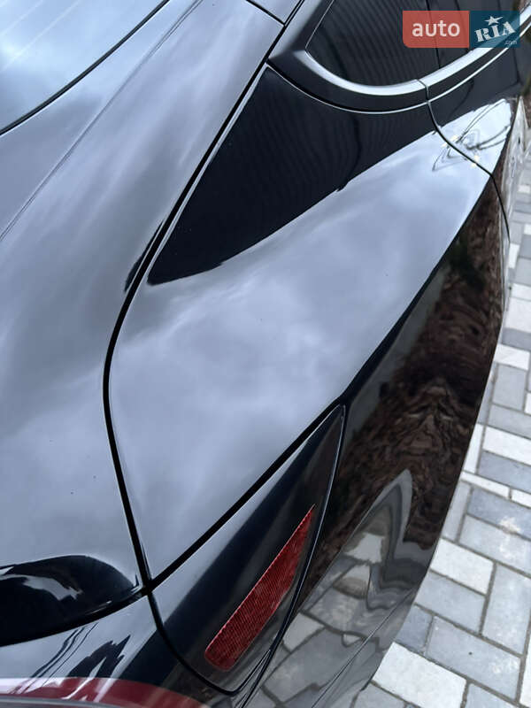 Седан Tesla Model 3 2020 в Киеве