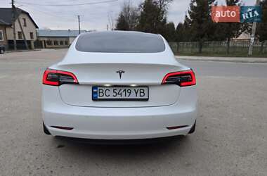 Седан Tesla Model 3 2019 в 