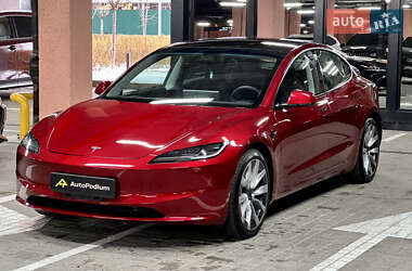 Седан Tesla Model 3 2024 в Киеве