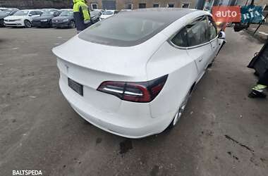 Седан Tesla Model 3 2020 в Новоселках