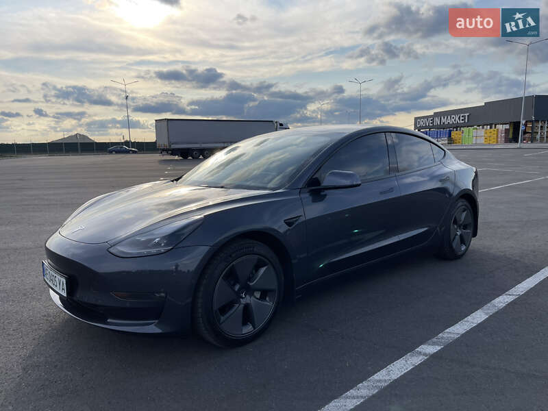 Седан Tesla Model 3 2021 в Дніпрі фото 25 Седан Tesla Model 3 2021 в Дніпрі