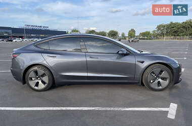 Седан Tesla Model 3 2021 в Днепре