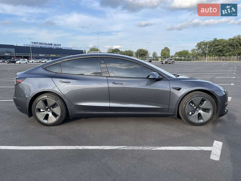 Седан Tesla Model 3 2021 в Дніпрі фото 28 Седан Tesla Model 3 2021 в Дніпрі