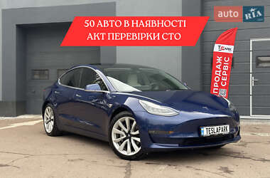 Седан Tesla Model 3 2018 в Києві