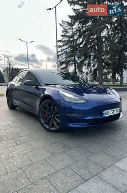 Седан Tesla Model 3 2019 в Краматорську