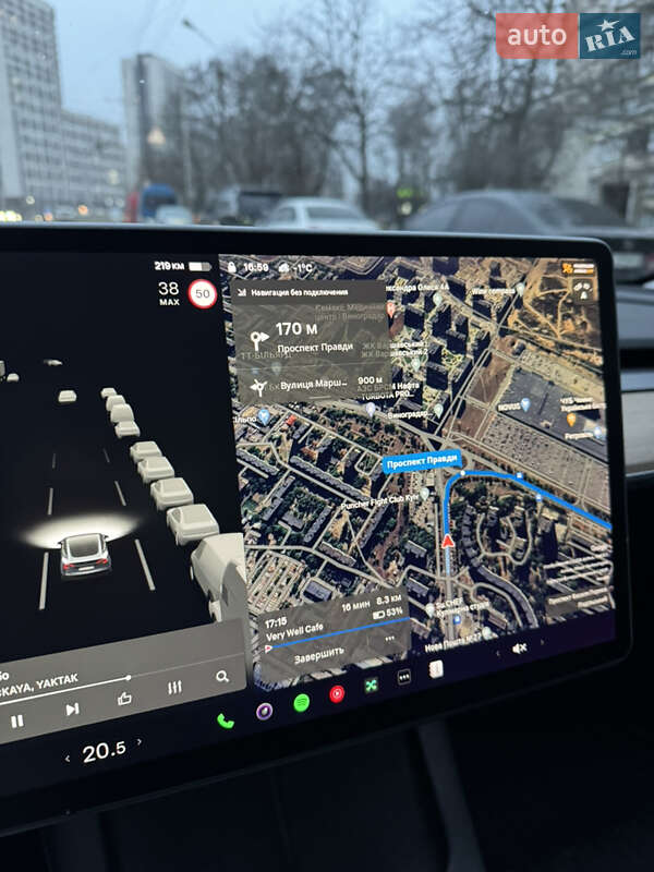 Седан Tesla Model 3 2021 в Києві