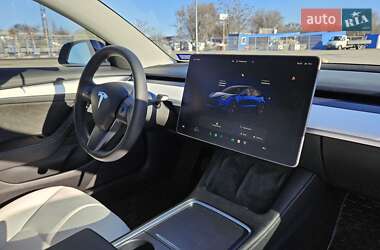 Седан Tesla Model 3 2023 в Дніпрі