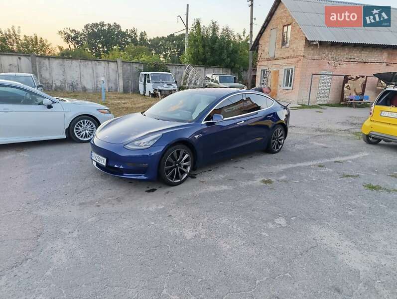Tesla Model 3 2018