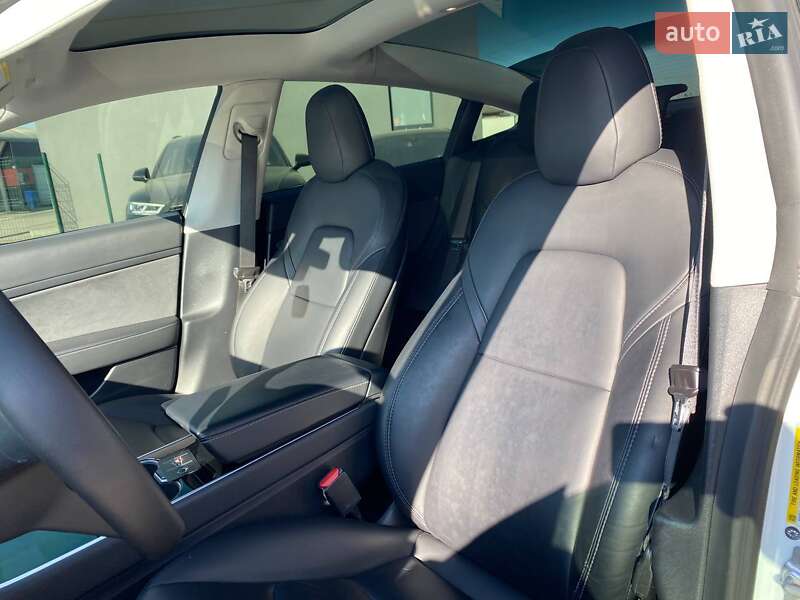 Седан Tesla Model 3 2020 в Львове фото 17 Седан Tesla Model 3 2020 в Львове
