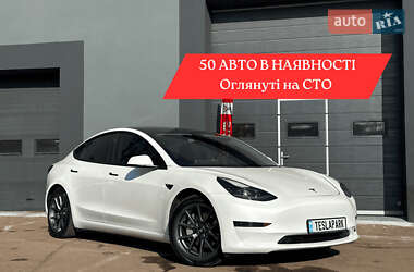 Седан Tesla Model 3 2021 в Києві