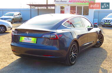 Седан Tesla Model 3 2018 в 