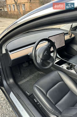 Седан Tesla Model 3 2018 в 