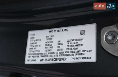 Седан Tesla Model 3 2023 в 