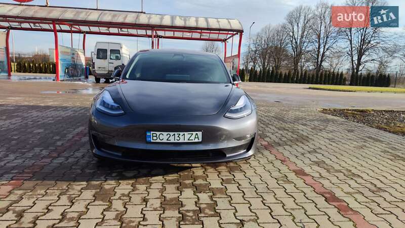 Седан Tesla Model 3 2019 в Тячеве фото 10 Седан Tesla Model 3 2019 в Тячеве