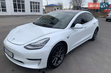 Седан Tesla Model 3 2018 в Києві