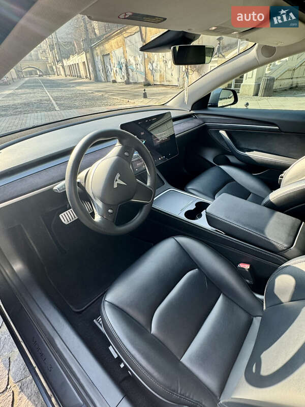 Седан Tesla Model 3 2022 в Одессе
