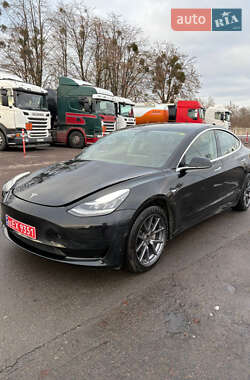 TESLA MODEL 3 2019