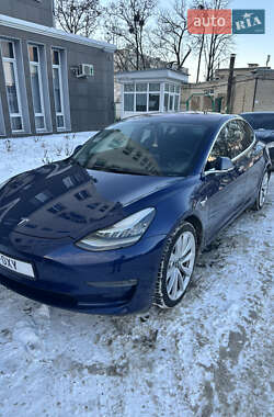 Седан Tesla Model 3 2018 в 