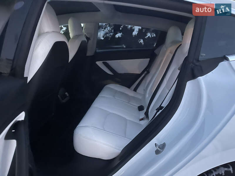 Седан Tesla Model 3 2018 в Харькове фото 13 Седан Tesla Model 3 2018 в Харькове
