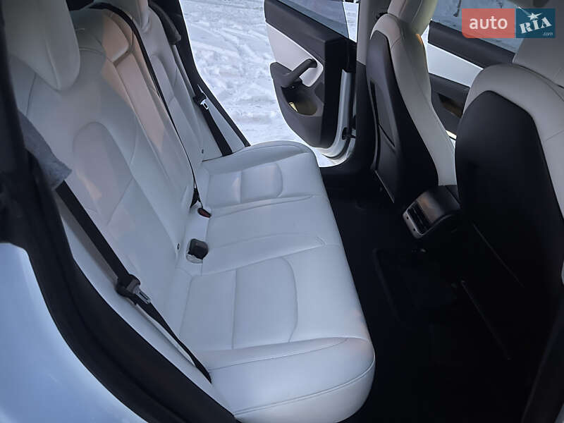 Седан Tesla Model 3 2018 в Харькове фото 17 Седан Tesla Model 3 2018 в Харькове