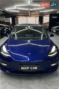 Седан Tesla Model 3 2018 в 