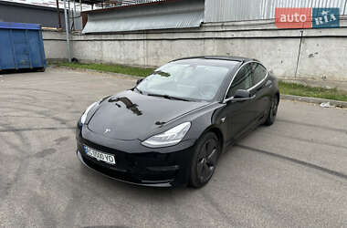 Седан Tesla Model 3 2019 в Киеве