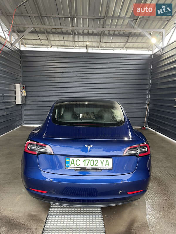 Седан Tesla Model 3 2019 в Камені-Каширському