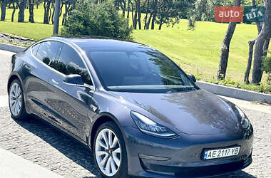 Седан Tesla Model 3 2018 в Днепре