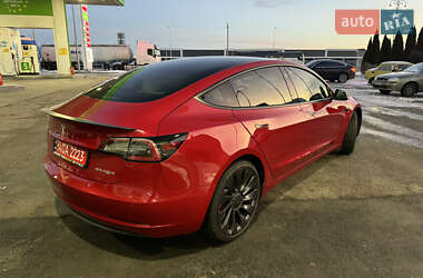 Седан Tesla Model 3 2021 в Львове