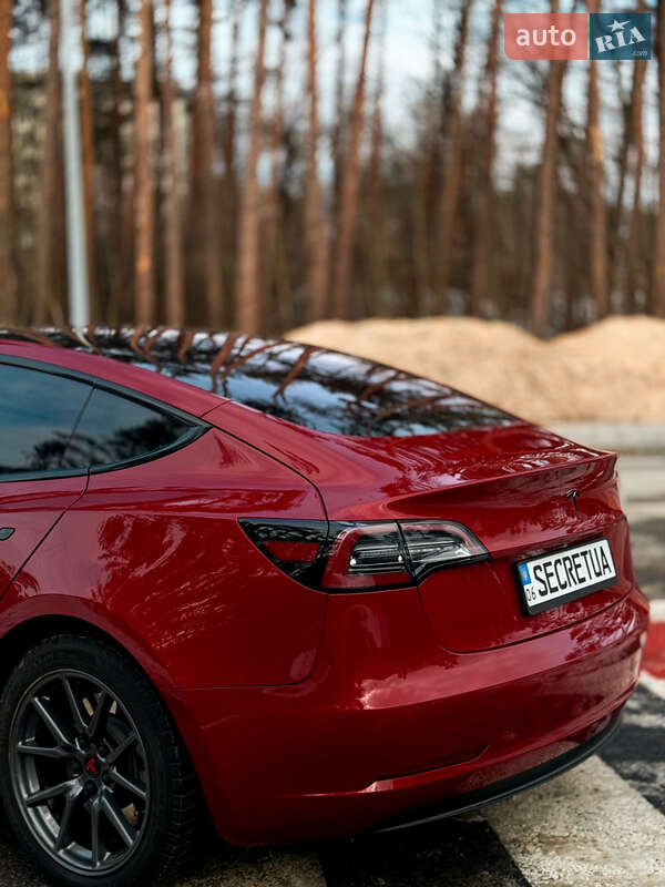 Седан Tesla Model 3 2018 в Житомире