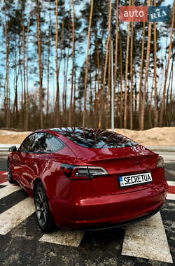 Седан Tesla Model 3 2018 в 