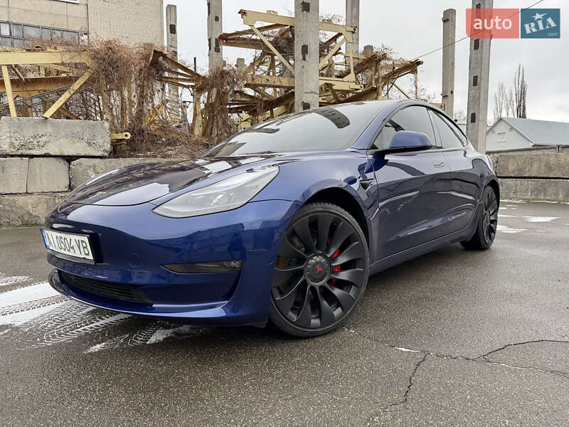 Tesla Model 3 2022