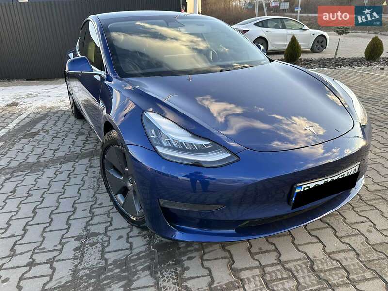 Седан Tesla Model 3 2020 в Львові фото 2 Седан Tesla Model 3 2020 в Львові