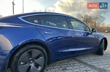Седан Tesla Model 3 2020 в Львові фото 3 Седан Tesla Model 3 2020 в Львові