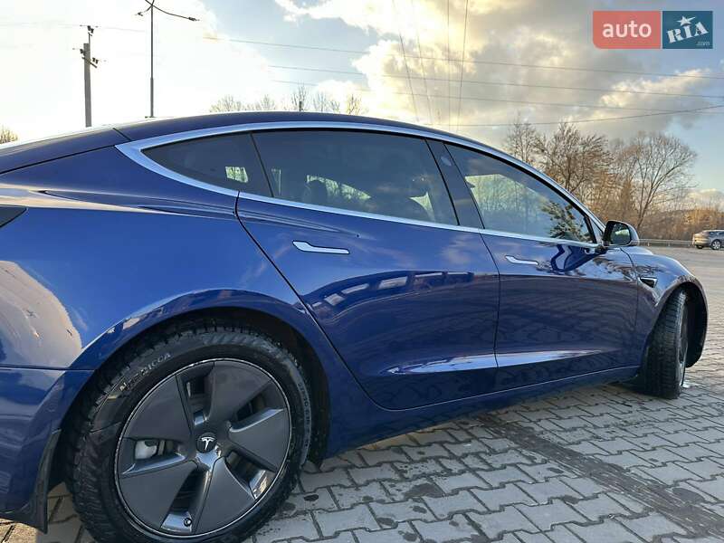 Седан Tesla Model 3 2020 в Львові фото 3 Седан Tesla Model 3 2020 в Львові