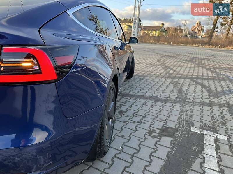 Седан Tesla Model 3 2020 в Львові фото 7 Седан Tesla Model 3 2020 в Львові