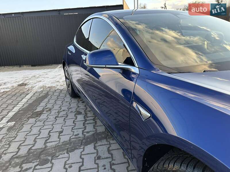 Седан Tesla Model 3 2020 в Львові фото 9 Седан Tesla Model 3 2020 в Львові