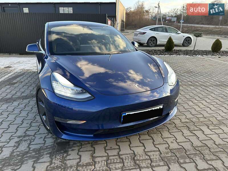 Седан Tesla Model 3 2020 в Львові фото 16 Седан Tesla Model 3 2020 в Львові