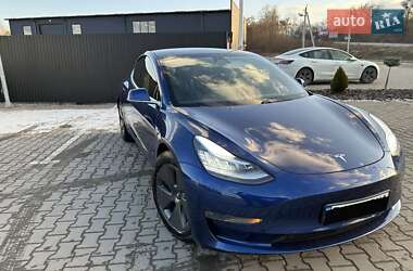 Седан Tesla Model 3 2020 в Львові фото 19 Седан Tesla Model 3 2020 в Львові