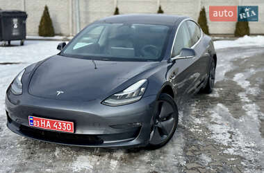 Седан Tesla Model 3 2020 в Днепре